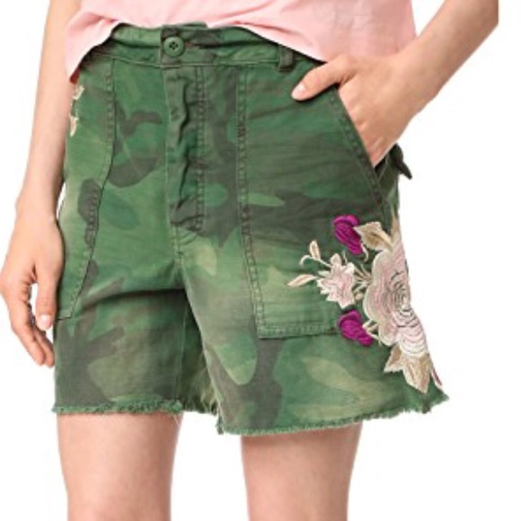 Free People Pants - 🌴Free People🌴Scout Cut Off Embroidered Shorts